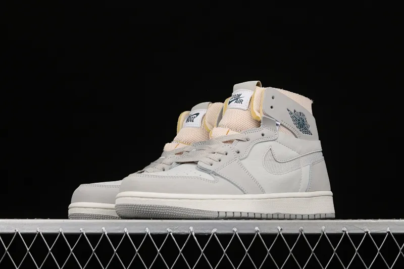 All categories Air Jordan Jordan series basketball shoes Air Jordan 1 High Z version Air Jordan 1 Zoom Comfort "London" AJ1 Joe 1 light gray color DH4268-001